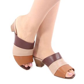 Tamanco Zhaceci Salto Baixo Marrom Menor preço em Tamanco Zhaceci Salto Baixo Marrom