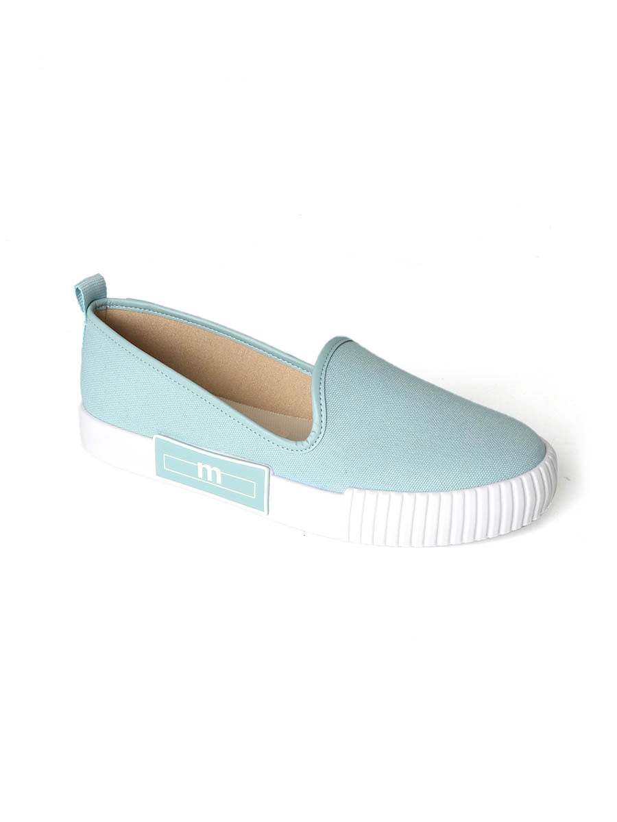 Compre Slip On Feminino Mooncity Preto Passarela Online