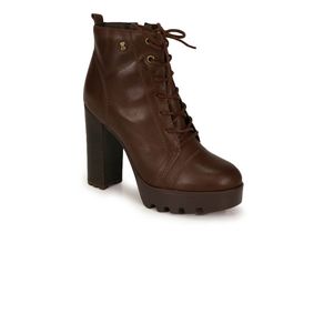 bota tratorada passarela