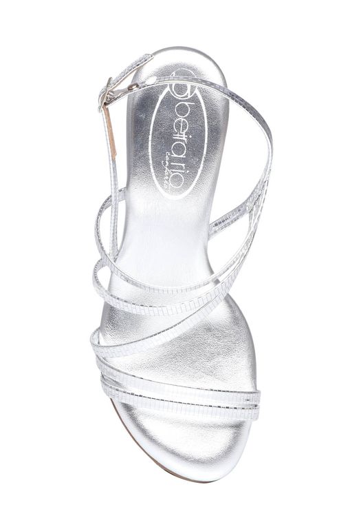 sandalia beira rio conforto salto fino