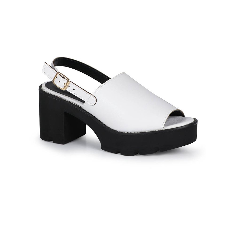 sandalia tratorada passarela