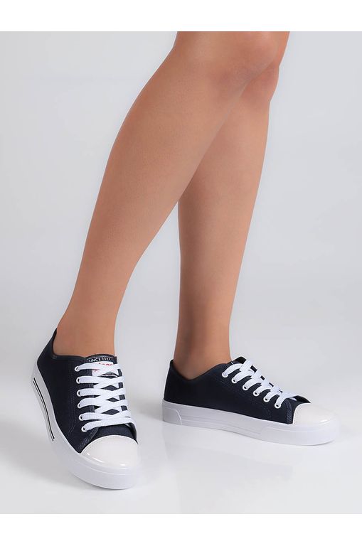 tenis moleca passarela