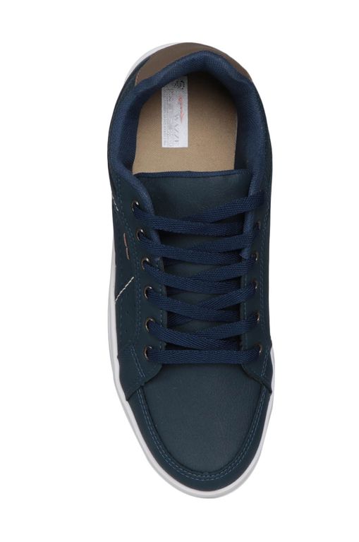 cadarço de sapatenis