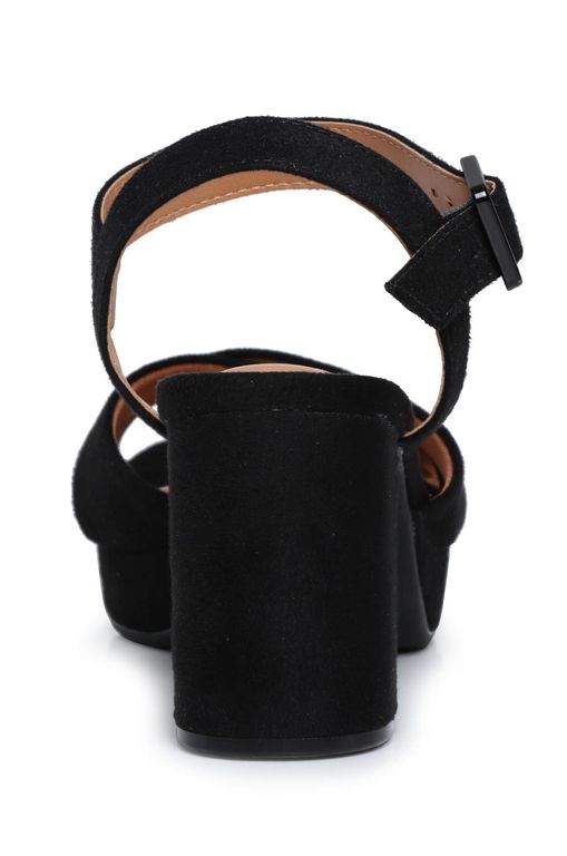 tenis vizzano tiras cruzadas