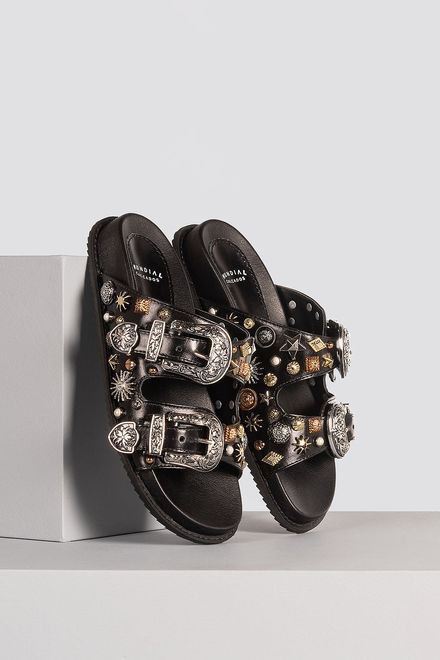 image-b74550ea60f843bb9b2bae62bedd497d