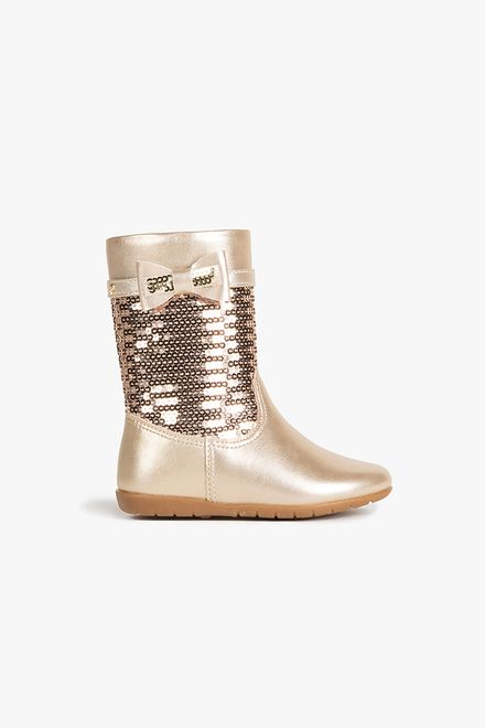 image-b2595108b57c4f22b3e3ce95f7e28fc2