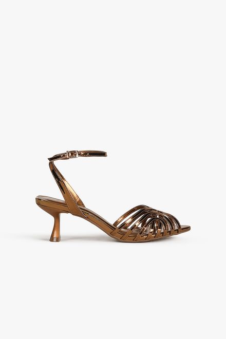 image-1e893c5551f34e82bb22f8b6802137f0