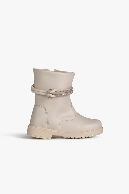 image-19e2ce4d4d8444ab9e2b0a942290ae66