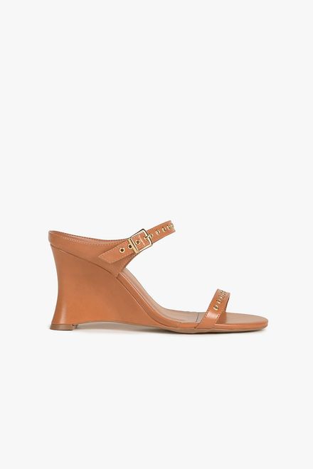 image-fdcf6d94149c4632b0fc4bb9c01447e9